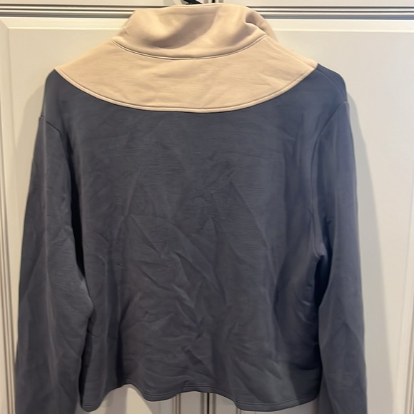 Sincerely Jules Active top - Picture 6 of 6